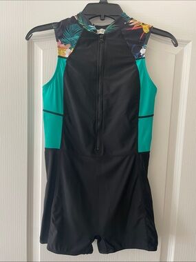 NWOT Ecupper Sleeveless One-Piece Rash Guard Swimsuit with Zipper Front S
